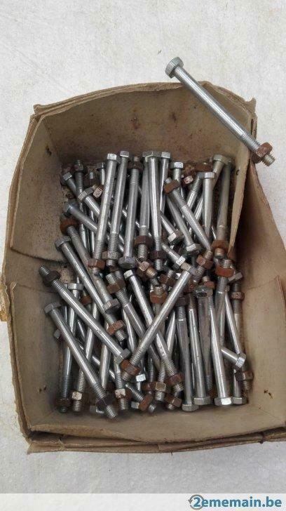 70 Boulons tête carré zingué Ø 6 x 70 mm avec écrous (lots1), Enlèvement ou Envoi, Neuf
