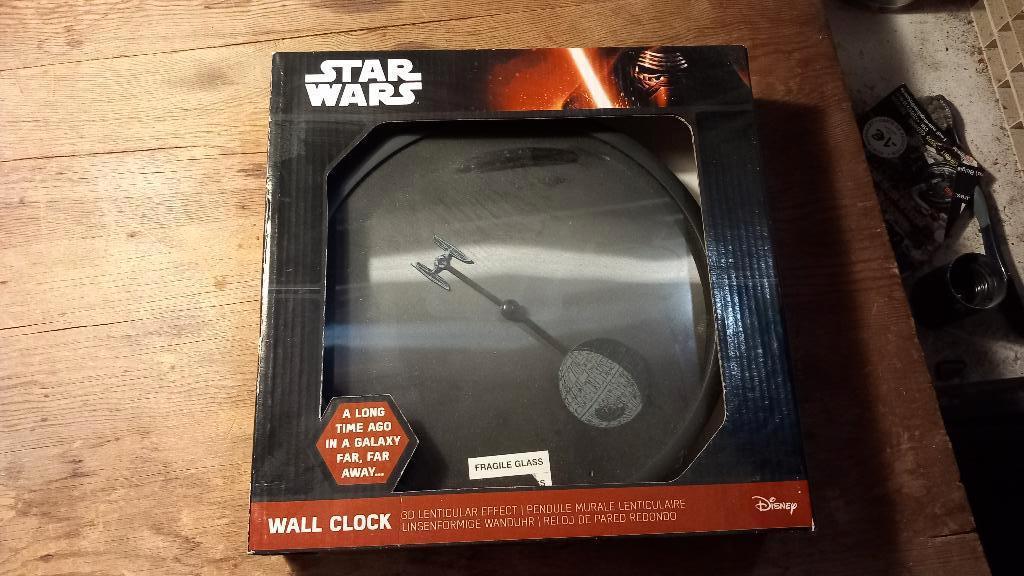 Horloge star wars, Verzamelen, Ophalen of Verzenden, Zo goed als nieuw