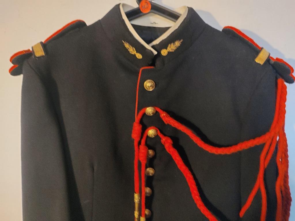 Uniform # 103 - Frankrijk - maat 42 - vest & broek, Verzenden