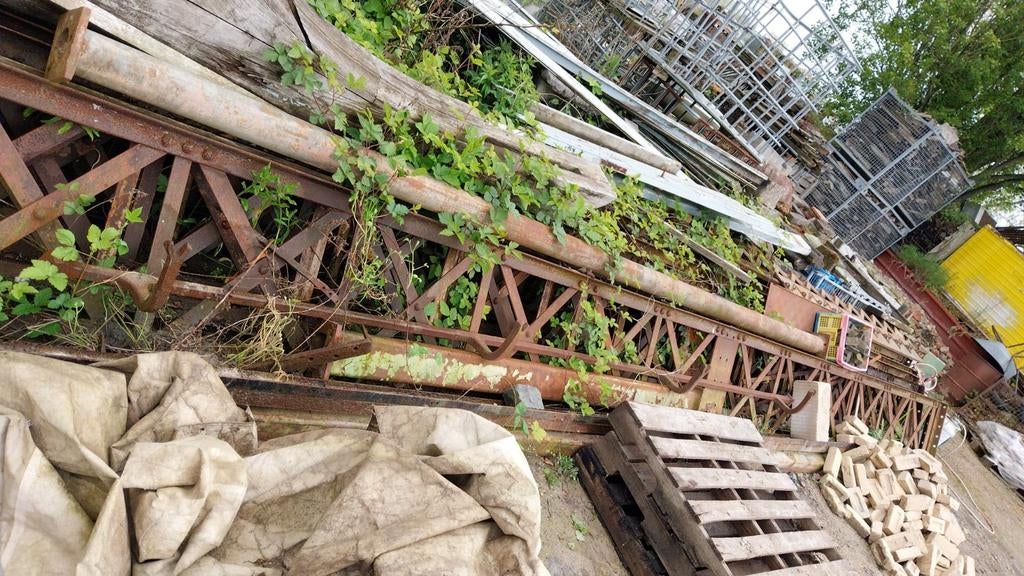 Oude liggers in vakwerk, Doe-het-zelf en Bouw, Metalen, Ophalen
