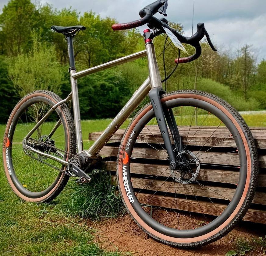 GRAVEL PILOTCYCLES SCRAM Ti PINION SMARTSHIFT maat 60, Fietsen en Brommers, 28 inch, 10 tot 15 versnellingen, Zo goed als nieuw