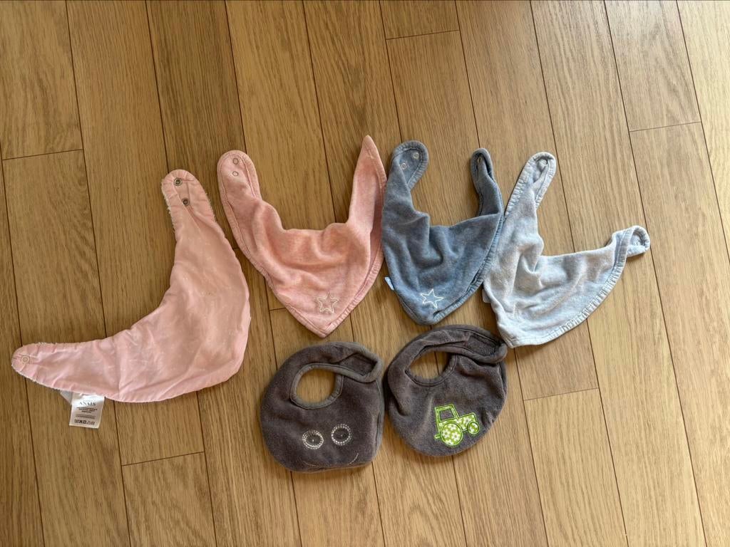 Set baby slabbetjes Bemini, Anaïs en Baby Boum, Enfants & Bébés, Envoi, Comme neuf