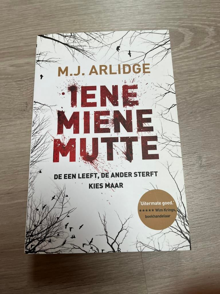 M.J. Arlidge - Iene Miene Mutte, Ophalen of Verzenden, Nieuw, M.J. Arlidge