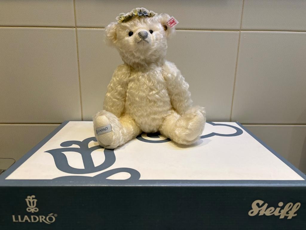 Steiff Lladro - Ours d'hiver, Collections, Ours & Peluches, Comme neuf, Ours en tissus, Steiff, Enlèvement ou Envoi