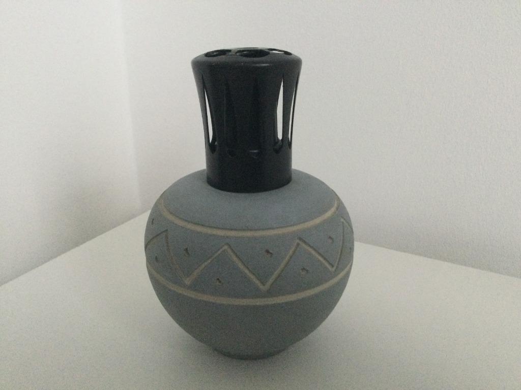 Une lampe Berger, Enlèvement