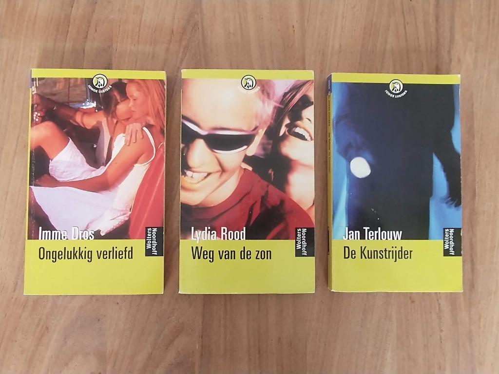 Set van 3 boeken jonge lijsters 13-16 jaar, Enlèvement ou Envoi, Utilisé