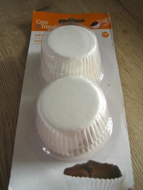 Moules à pâtisserie en papier, 200 pièces blancs neufs, Enlèvement ou Envoi, Neuf, Cupcakes, Moule