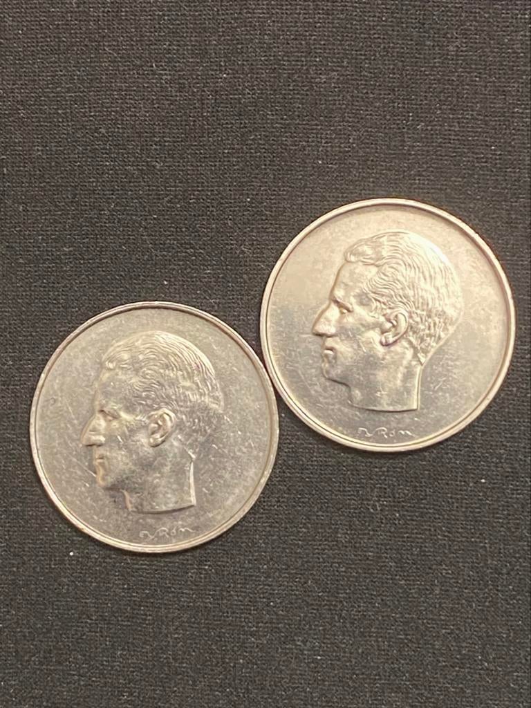 Set van 2 munten van 10 Belgische frank - 1972/1974, Postzegels en Munten, Munten | België, Ophalen of Verzenden, Overig