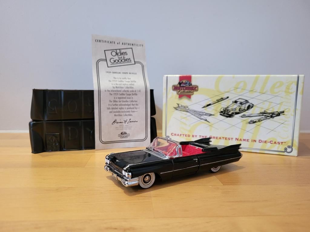 Boîte d'allumettes Dinky Cadillac Coupe de Ville DYG05-M, Enlèvement ou Envoi, Comme neuf, Voiture, Matchbox