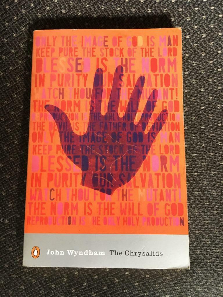 John Wyndham - The Chrysalids - édition pinguin classics, Ophalen, Gelezen, Engels