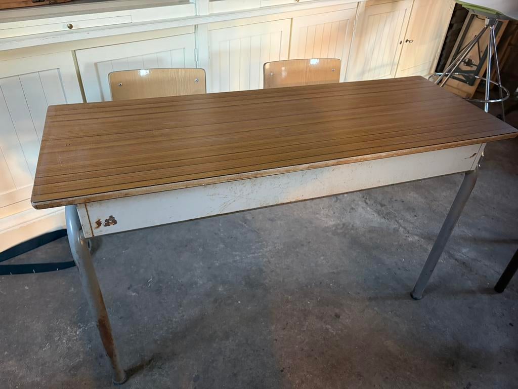 Oude retro schoolbank - mag asap weg, Huis en Inrichting, Ophalen, Zo goed als nieuw