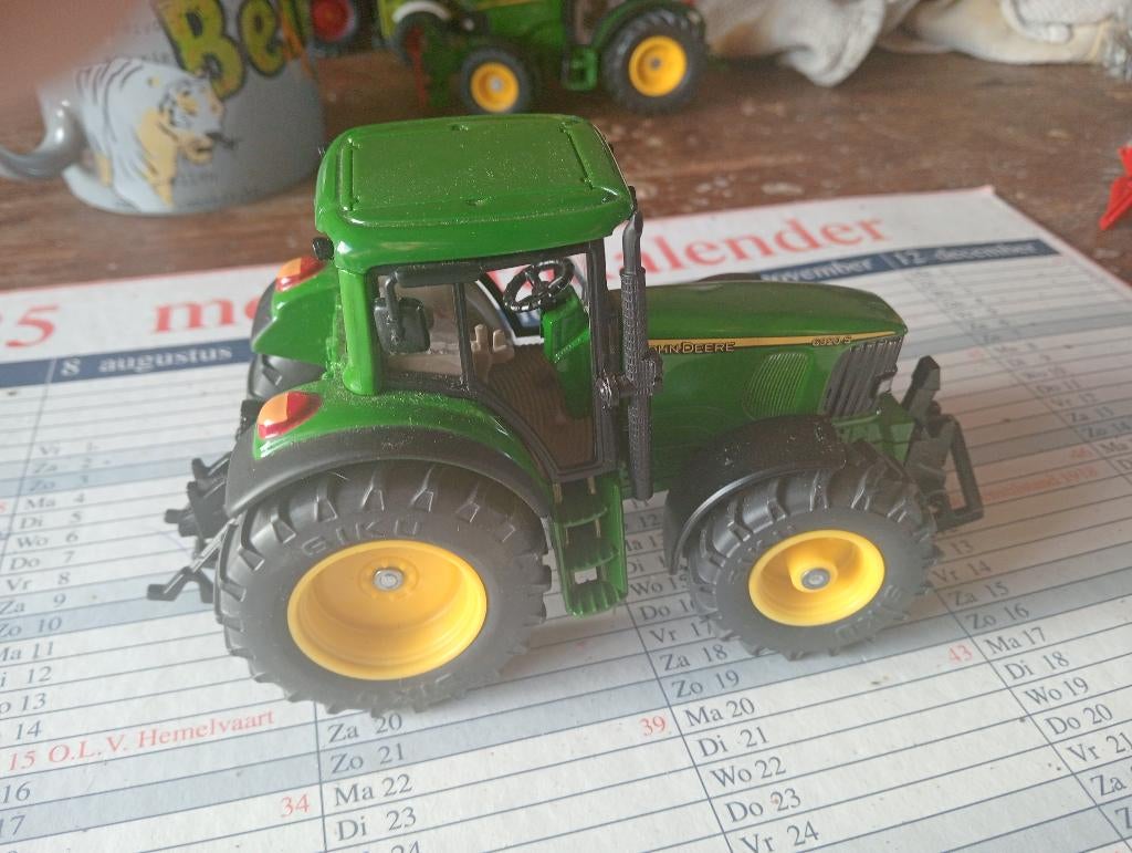 siku 1332 john d heere, Ophalen of Verzenden, Zo goed als nieuw, Tractor of Landbouw, SIKU