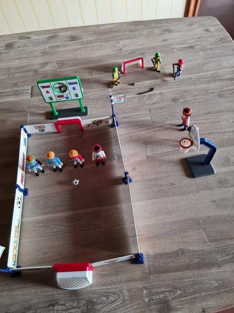 Playmobil - Straatvoetbal -Basketball - Ijshockey, Kinderen en Baby's, Speelgoed | Playmobil, Ophalen of Verzenden, Gebruikt, Los Playmobil