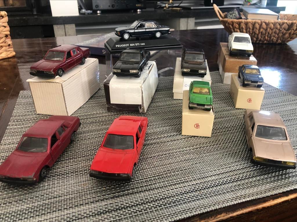 collection Peugeot 604 solido norev majorette, Ophalen, Gebruikt, Auto, Norev