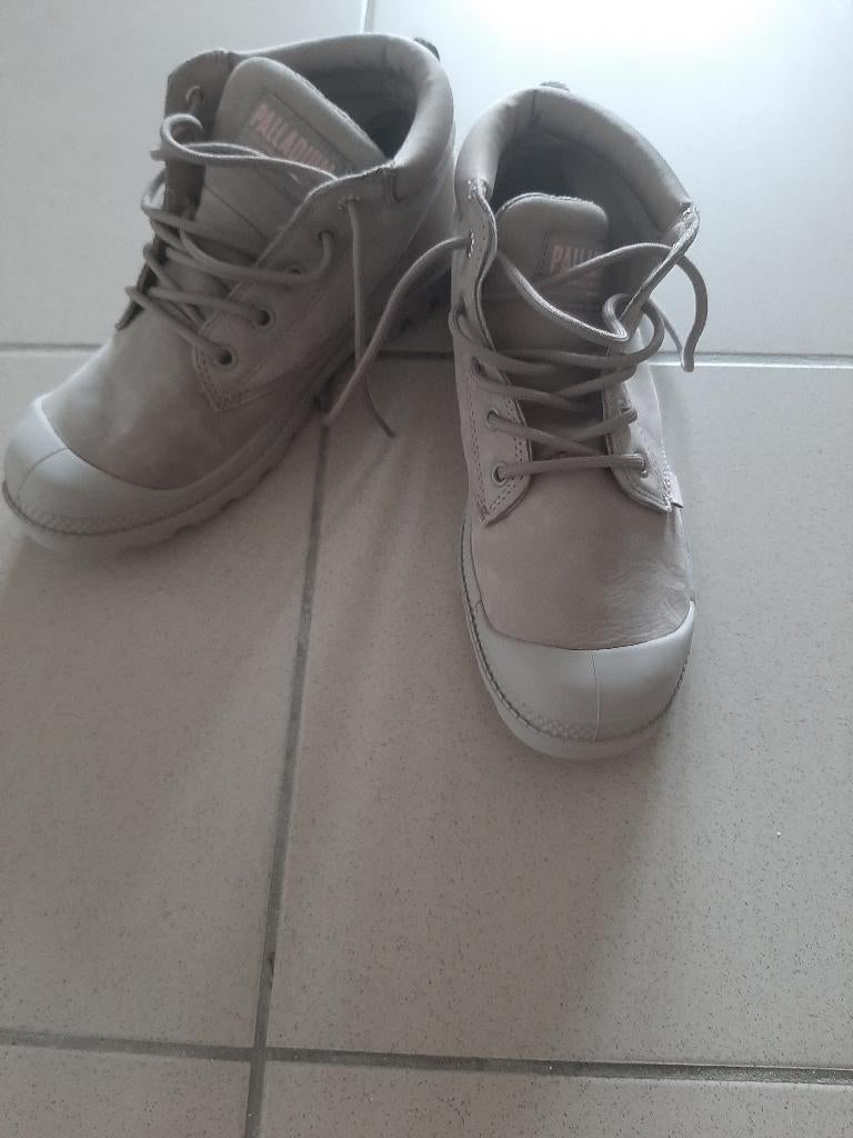 Chaussure palladium, Kleding | Dames, Beige, Lage of Enkellaarzen, Ophalen of Verzenden, Palladium