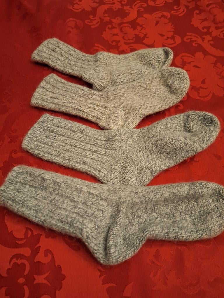 2 paar sokken van pure wol, met de hand gebreid P39, Ophalen, Zo goed als nieuw, Sokken, Jongen