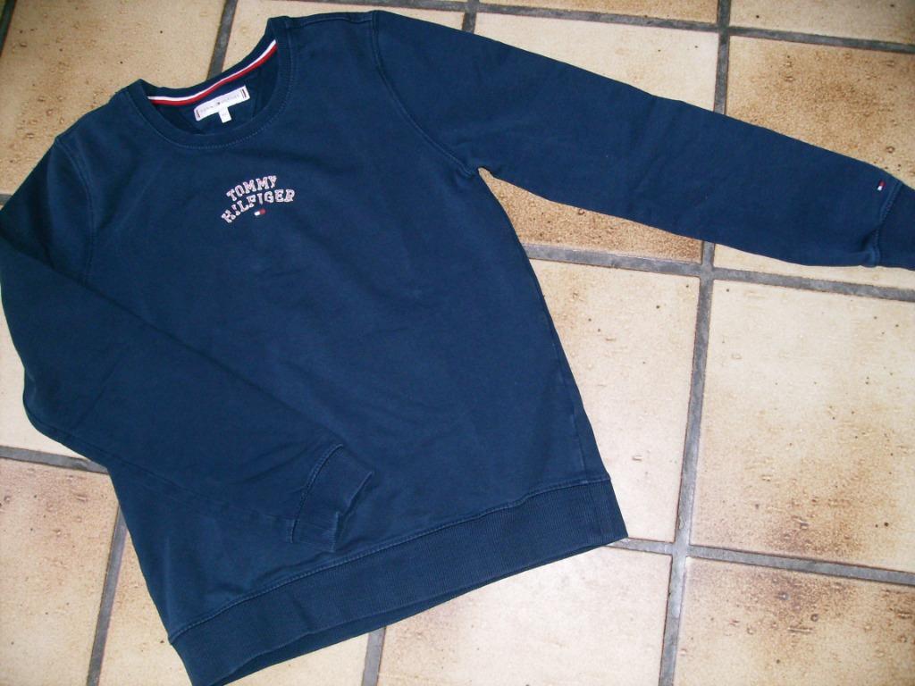 donker blauwe pull tommy hilfiger mt 152, Enlèvement ou Envoi, Pull ou Veste, Tommy Hilfiger, Utilisé