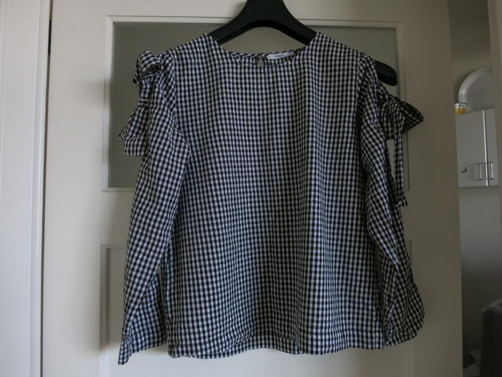 Blouse neuve à carreaux noir et blanc avec petits nœuds Mang, Kleding | Dames, Maat 38/40 (M), Mango, Wit, Nieuw