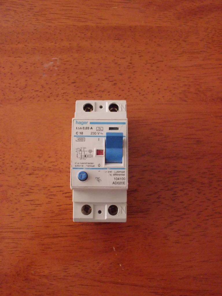Disjoncteur DIff  Hager 1p+N 30mA 10A, Enlèvement ou Envoi, Utilisé, Autres types