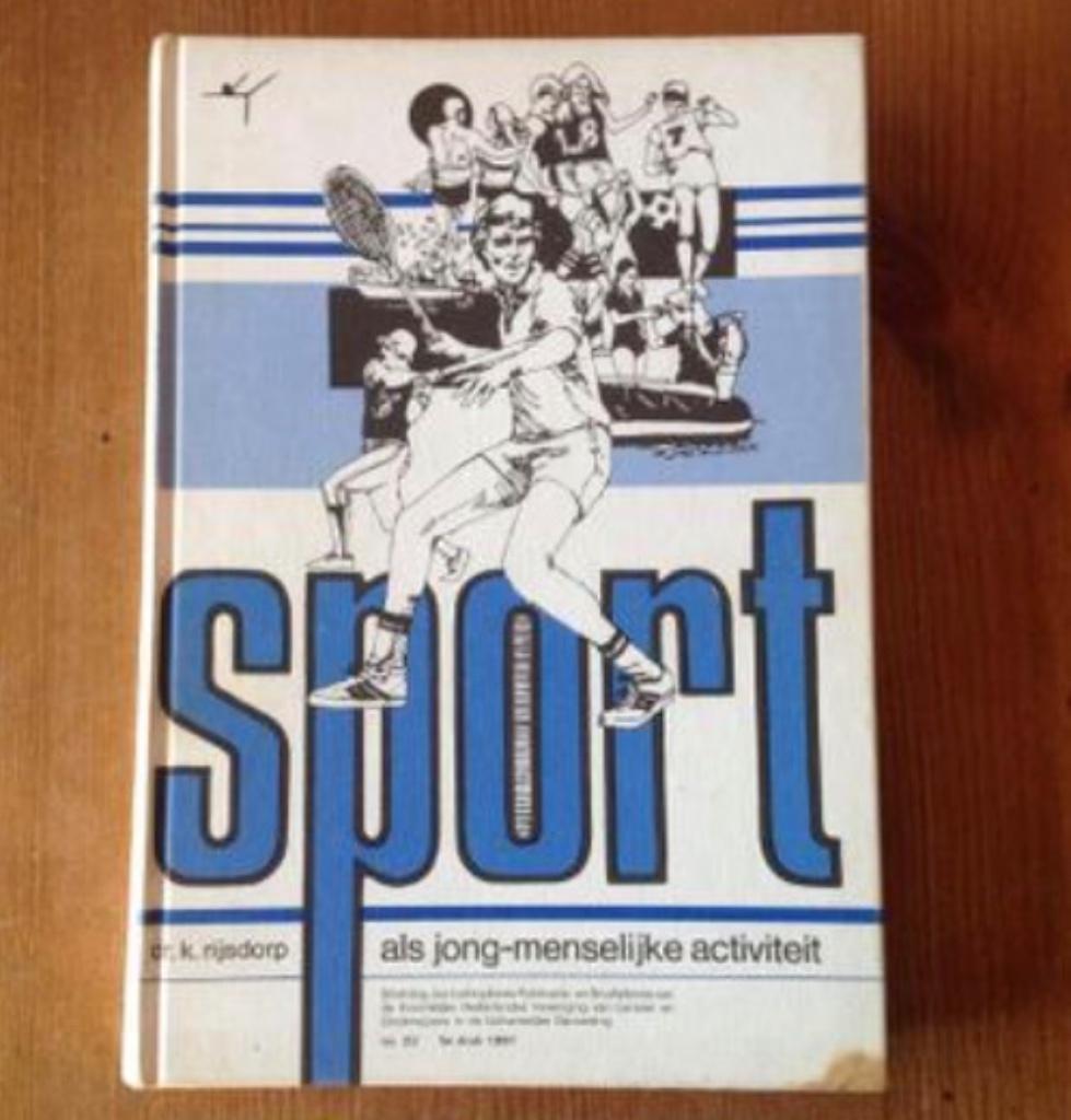Sport als jong-menselijke activiteit, Boeken, Ophalen of Verzenden, Gelezen, Hogeschool