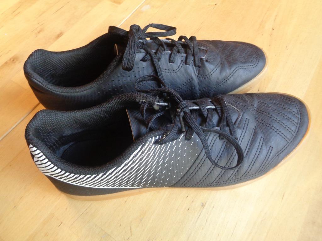 IMVISO zaalvoetbalschoenen, Ophalen of Verzenden, Zo goed als nieuw, Schoenen