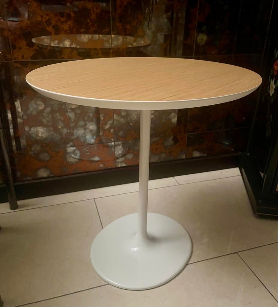 Table Arper Dizzie, Enlèvement, Comme neuf
