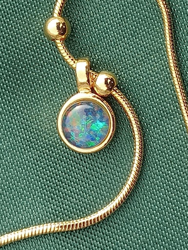 14K Goud gevulde Opaal triplet ketting  met hanger 40 tot 45, Nieuw, Ophalen of Verzenden, Zilver, Verstelbaar