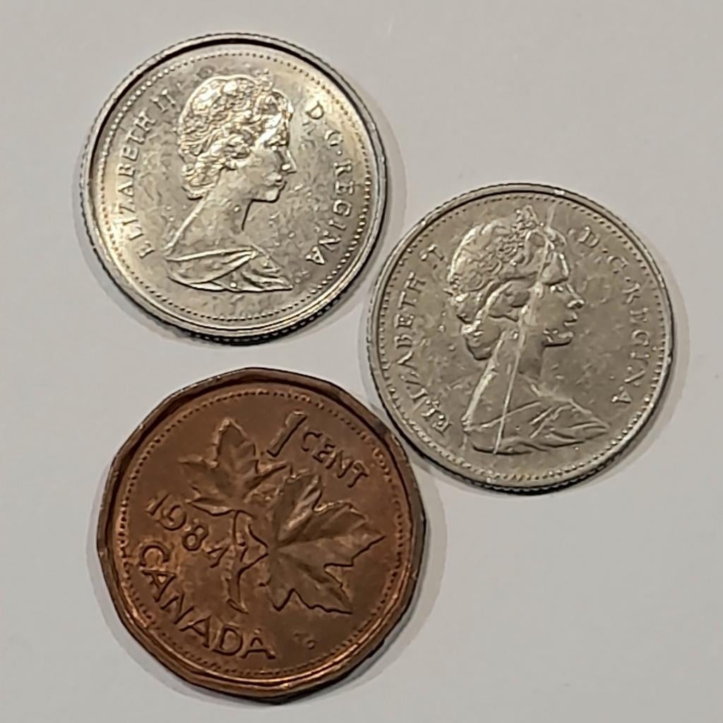 Canada 2 x 10 cents + 1 cent (555), Timbres & Monnaies, Enlèvement ou Envoi, Série