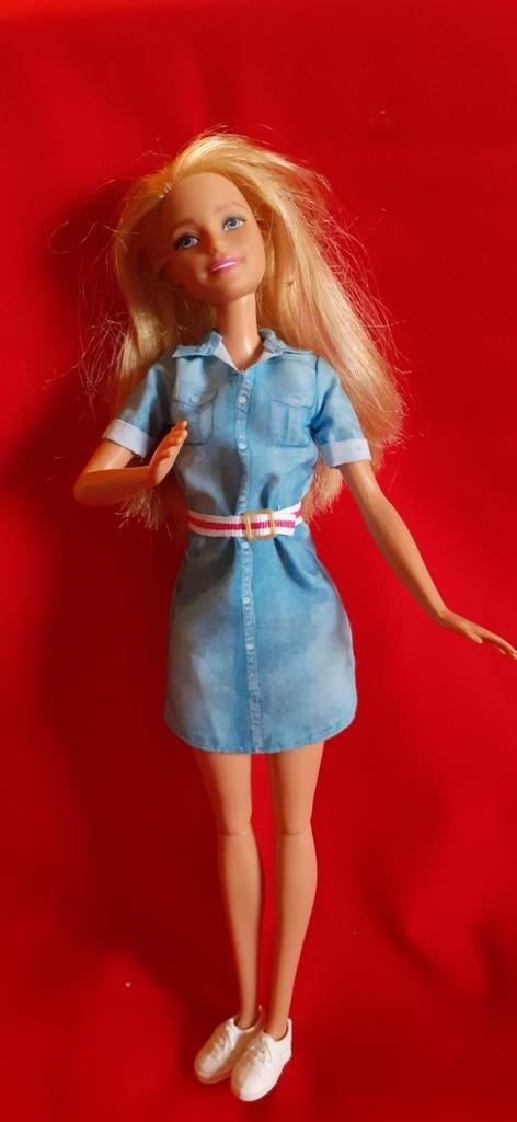 Poupée barbie avec vêtements et chaussures (4), Enfants & Bébés, Jouets | Poupées, Enlèvement ou Envoi, Utilisé, Barbie
