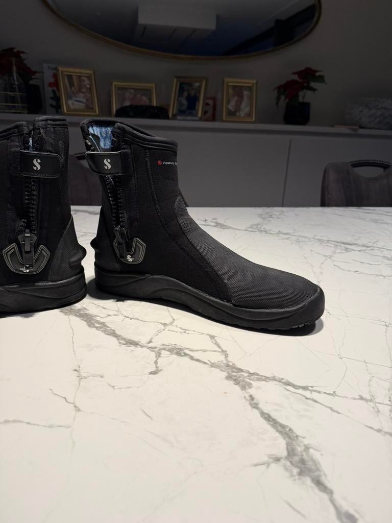 Duikpak 7mm + botjes., Watersport en Boten, Duiken, Ophalen, Gebruikt, Duikpak