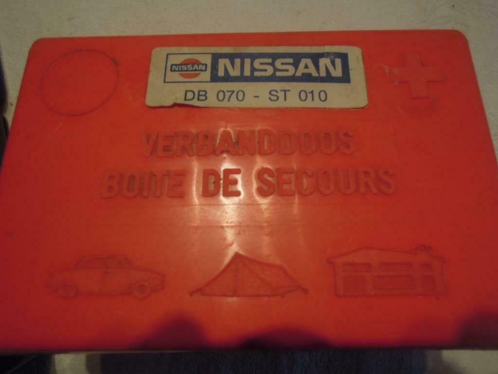 old-timer auto verbanddoos Nissan, Verzenden, Fiat