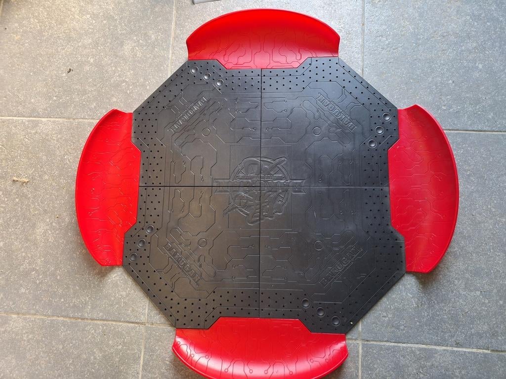 Bakugan Arena, Ophalen, Zo goed als nieuw