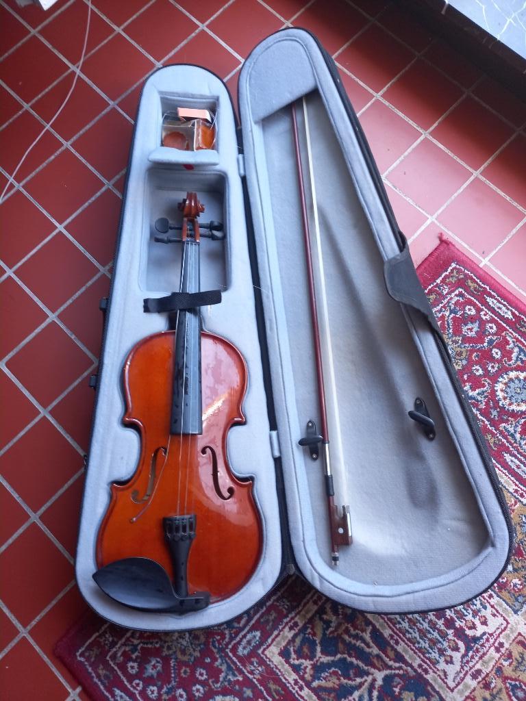 Violon neuf, Musique & Instruments, Instruments à cordes frottées | Violons & Altos, Comme neuf, Violon, Violon 3/4, Enlèvement