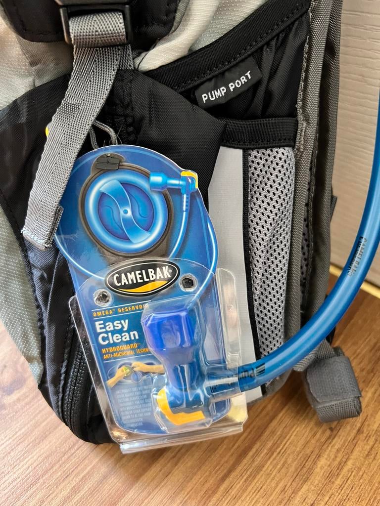 3 Sac à dos chameau pour eau et pipette neuf, Enlèvement ou Envoi, Neuf
