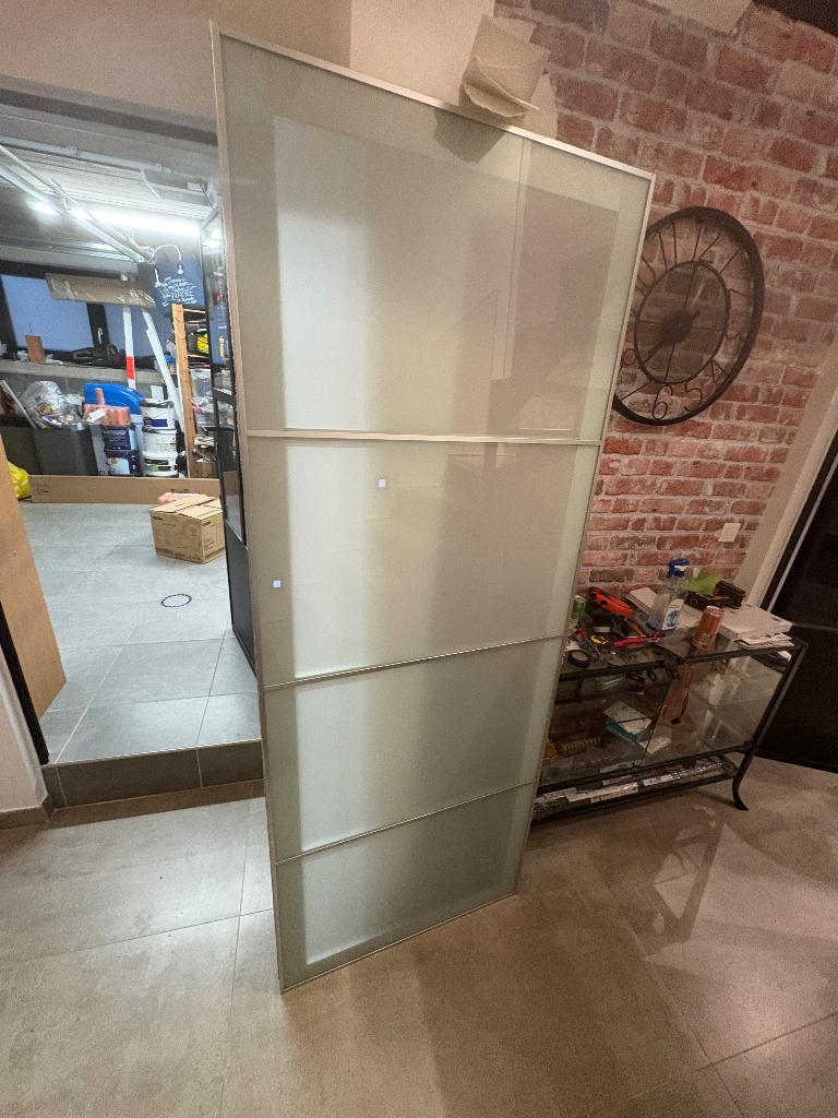Garde robe Ikea, Utilisé, Avec tablette(s), 50 à 75 cm, 100 à 150 cm