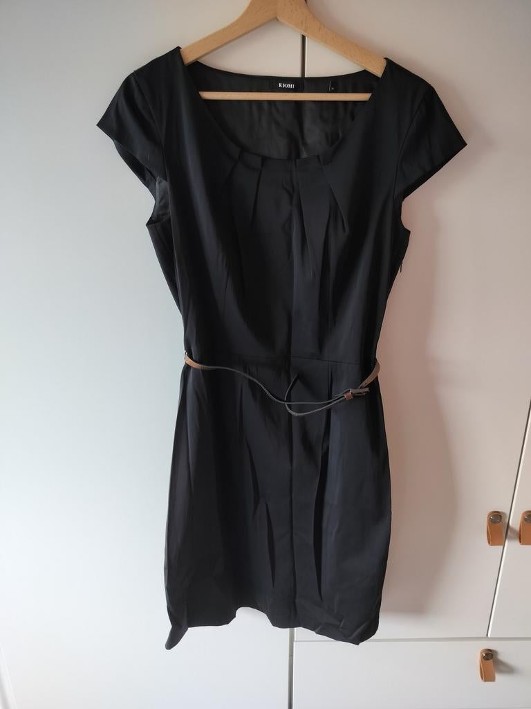 Kleedje maat 38 kiomi, Kleding | Dames, Ophalen of Verzenden, Zo goed als nieuw, Maat 38/40 (M), Zwart