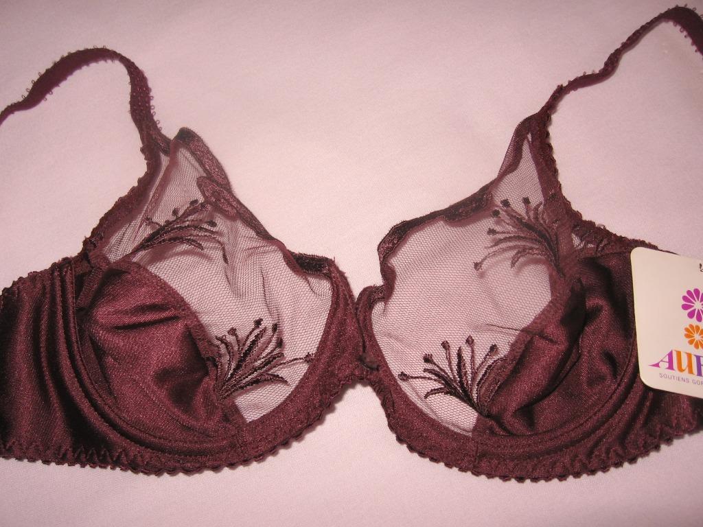 Soutien-gorge Aubade, dentelle bordeaux avec armatures. Tail, Aubade, Enlèvement ou Envoi, Autres couleurs, Soutien-gorge