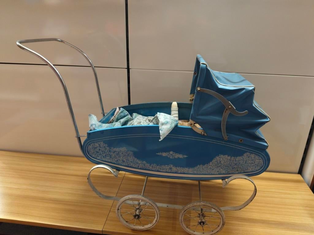 Poussette ancienne - jouets, Enlèvement