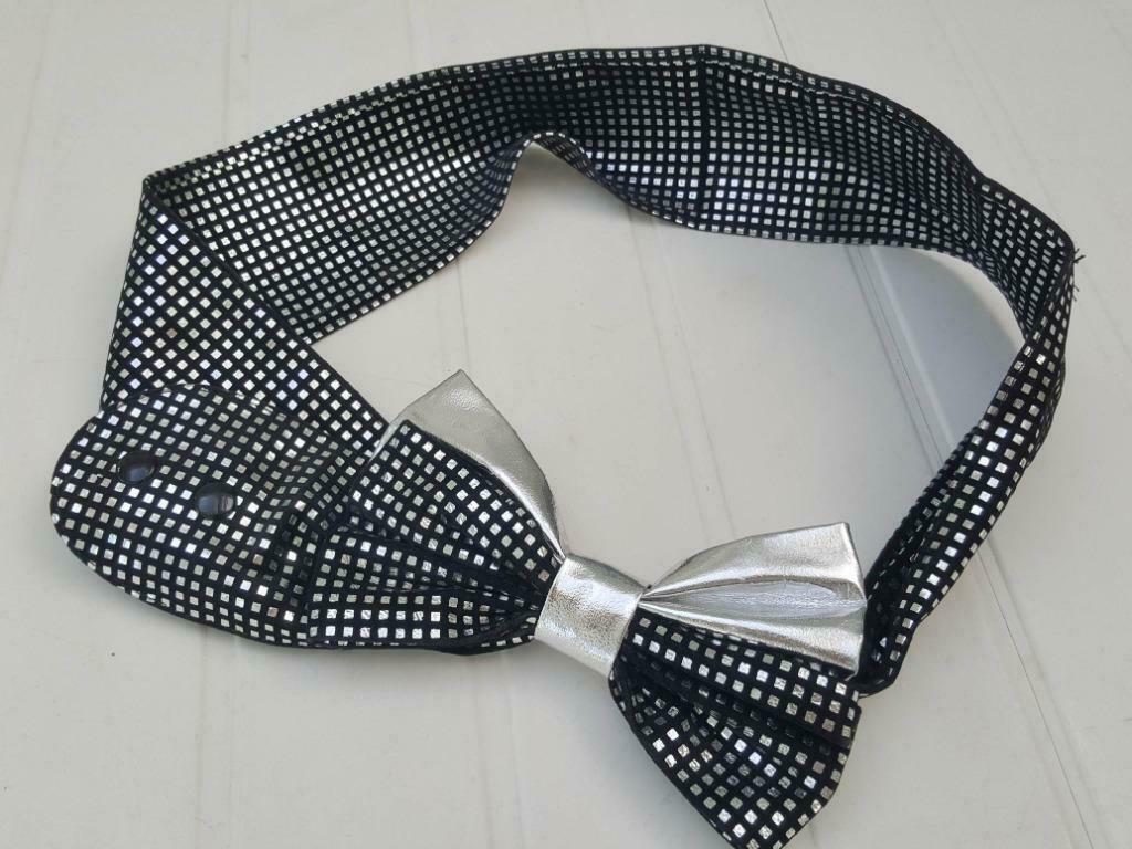 ceinture large noire vintage gros nœud argenté,noir pression, Enlèvement ou Envoi, Comme neuf, Noir, Ceinture
