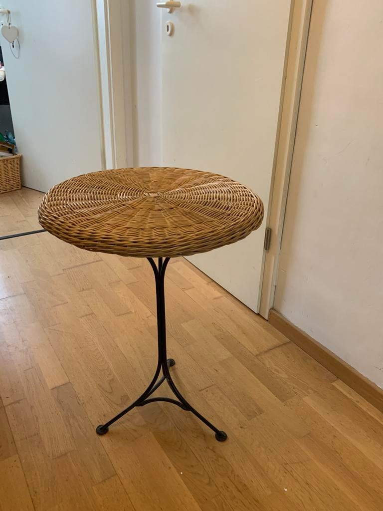 Rieten tafel, Ophalen, Zo goed als nieuw