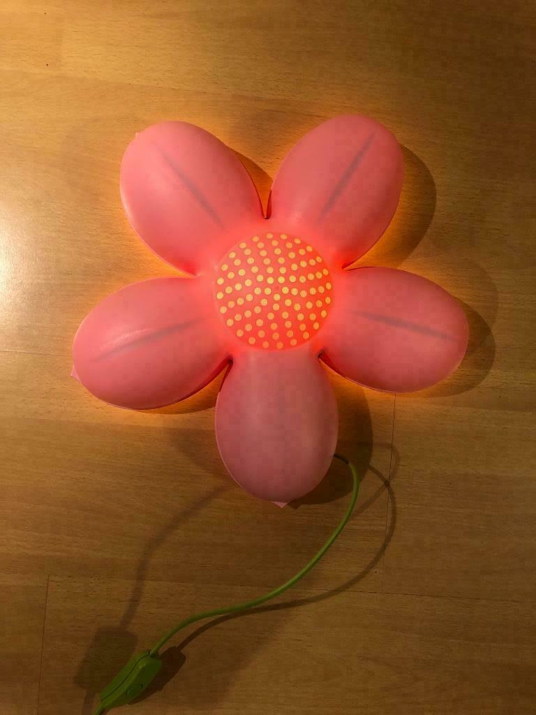 IKEA bloem wandlamp-Kinderkamer, Kinderen en Baby's, Ophalen, Gebruikt, Lamp