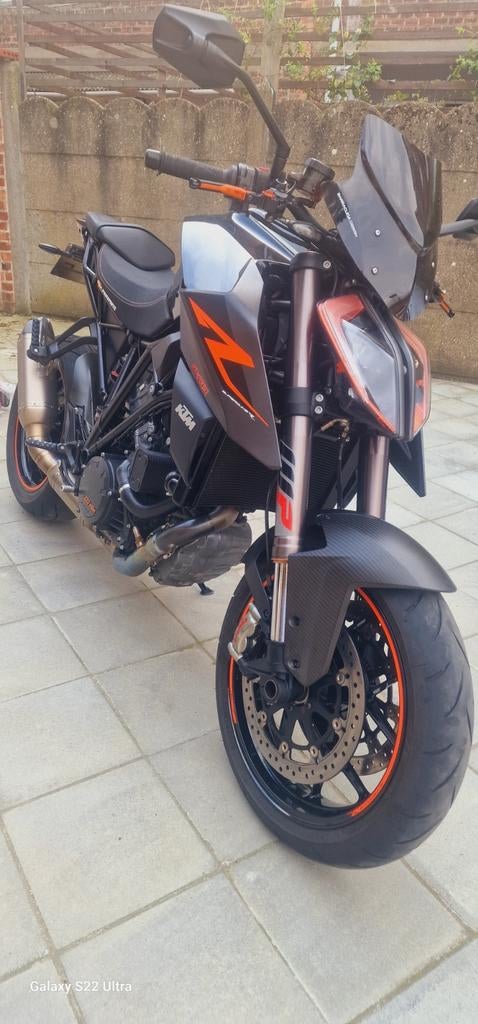Ktm 1290 super duke r, Particulier