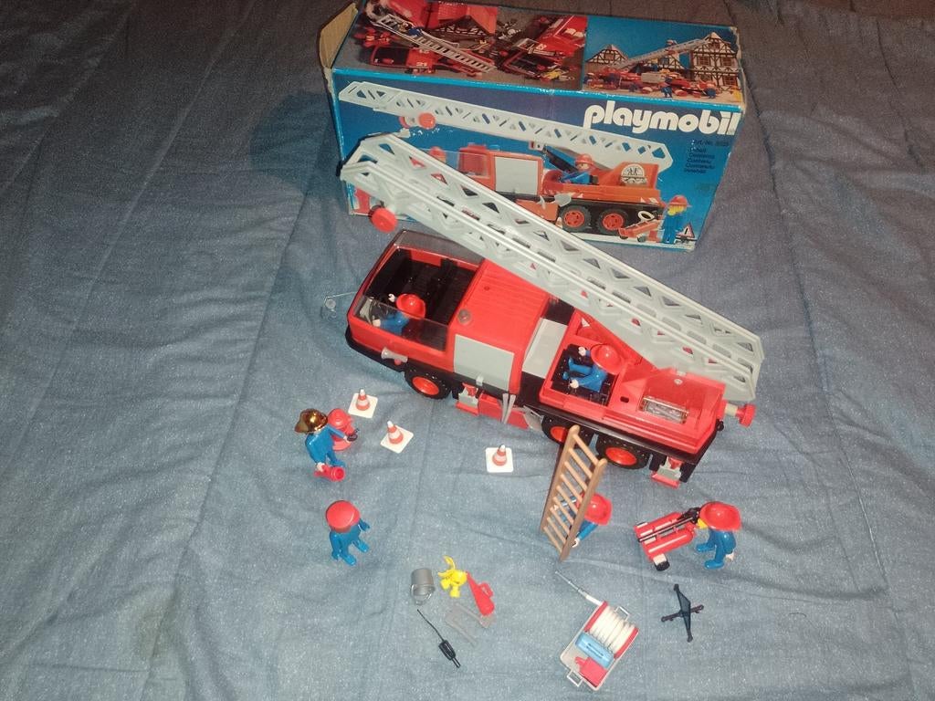 A vendre en playmobil camion de pompier n 3525 vintage, Collections, Enlèvement ou Envoi, Comme neuf