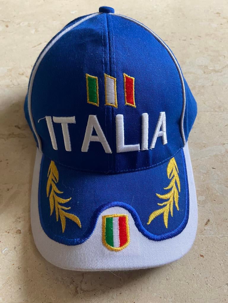 Italia Sport Cap – Blauw met Geborduurde Details, Enlèvement ou Envoi, Neuf, One size fits all, Casquette