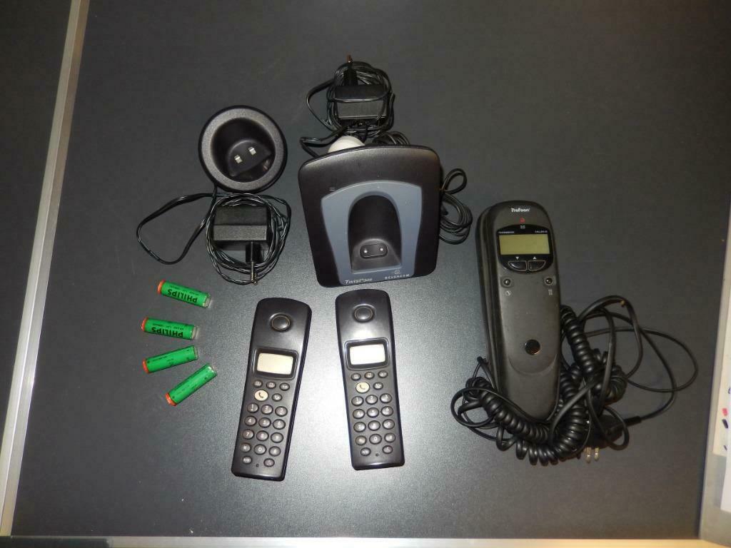 TELEFOONTOESTELLEN - 1 VAST & 1 DRAADLOZE SET, Ophalen of Verzenden, Gebruikt, 2 handsets