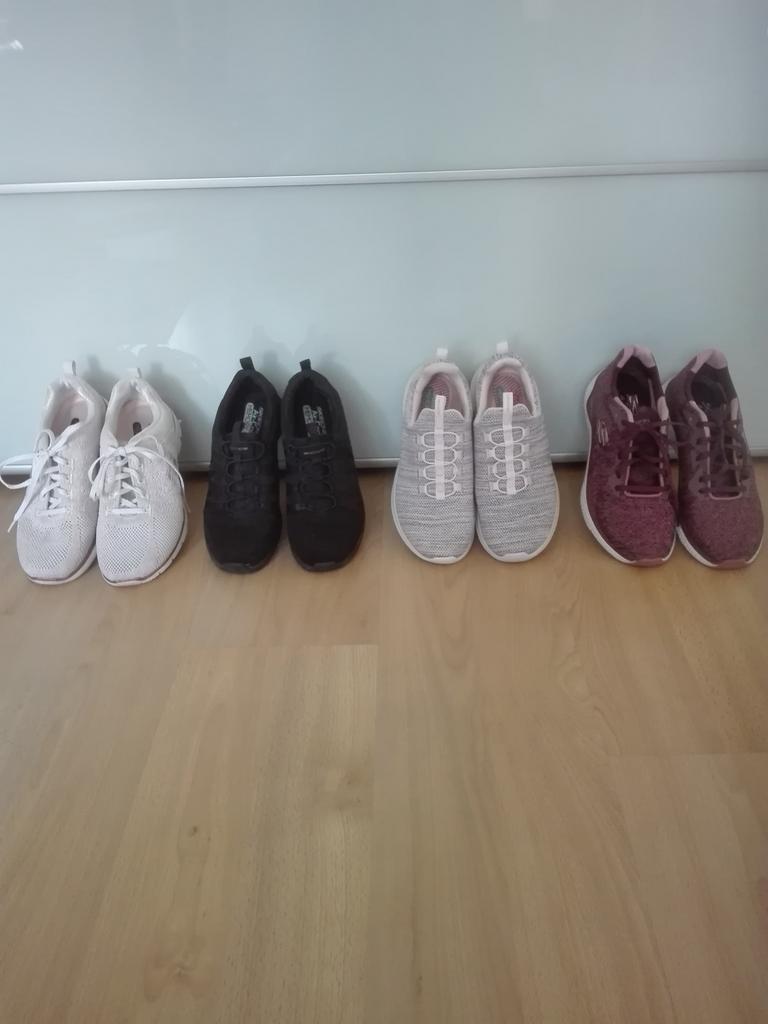 Nieuwe Sketchers, Ophalen, Nieuw