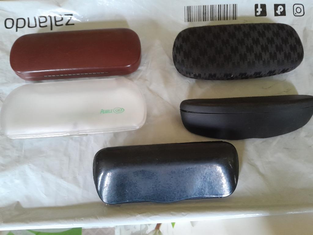 Boîtiers pour lunettes (5 pièces) 10€/lot, Enlèvement, Comme neuf, Lunettes