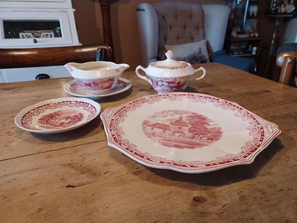 Societe ceramique maastricht boerenhoeve rood serviesdelen v, Enlèvement ou Envoi