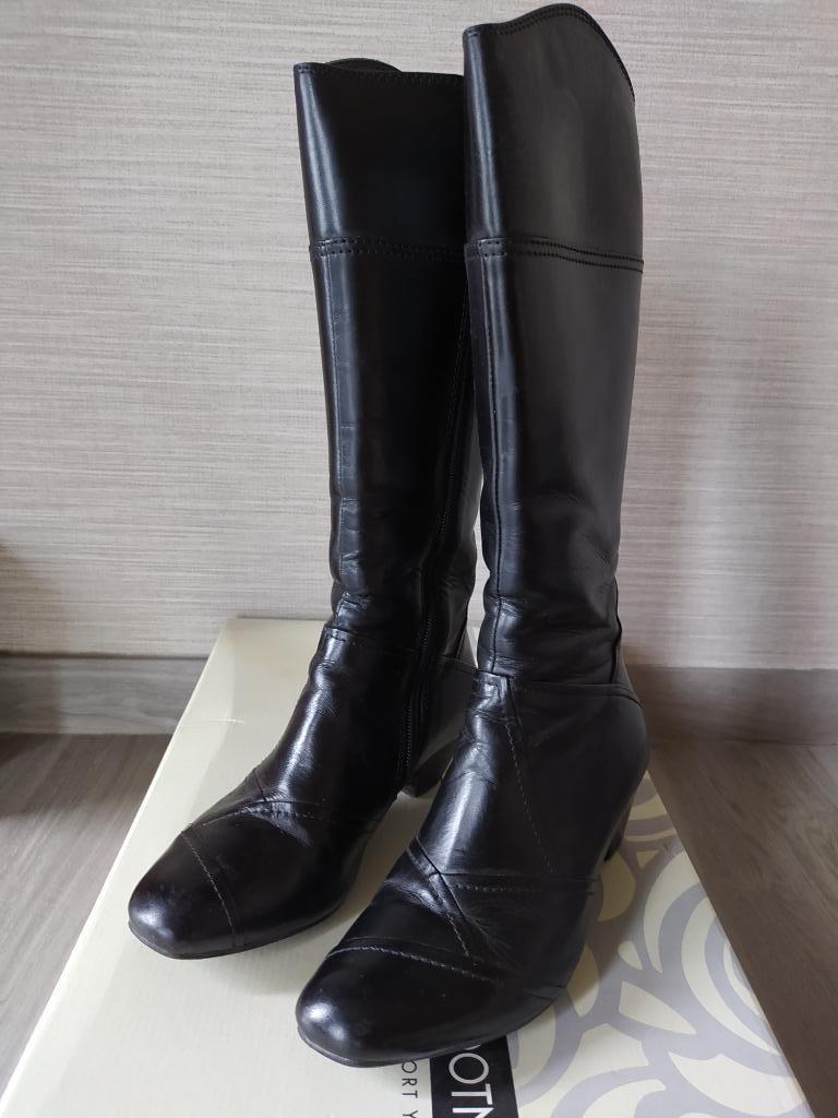 Zwart lederen laarzen Footnotes, Vêtements | Femmes, Chaussures, Enlèvement ou Envoi, Comme neuf, Bottes hautes, Footnotes