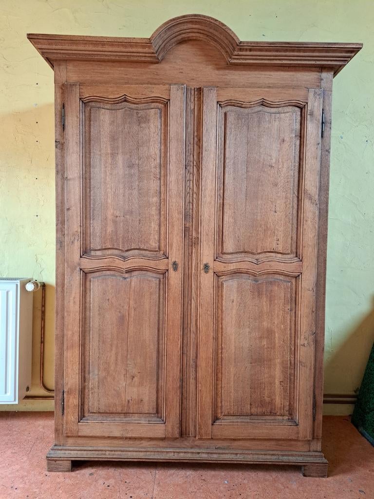 Très jolie garde-robe bois massif, Enlèvement